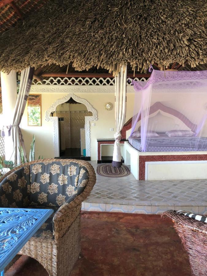 Coconut Village Beach Resort Diani Beach Exterior foto