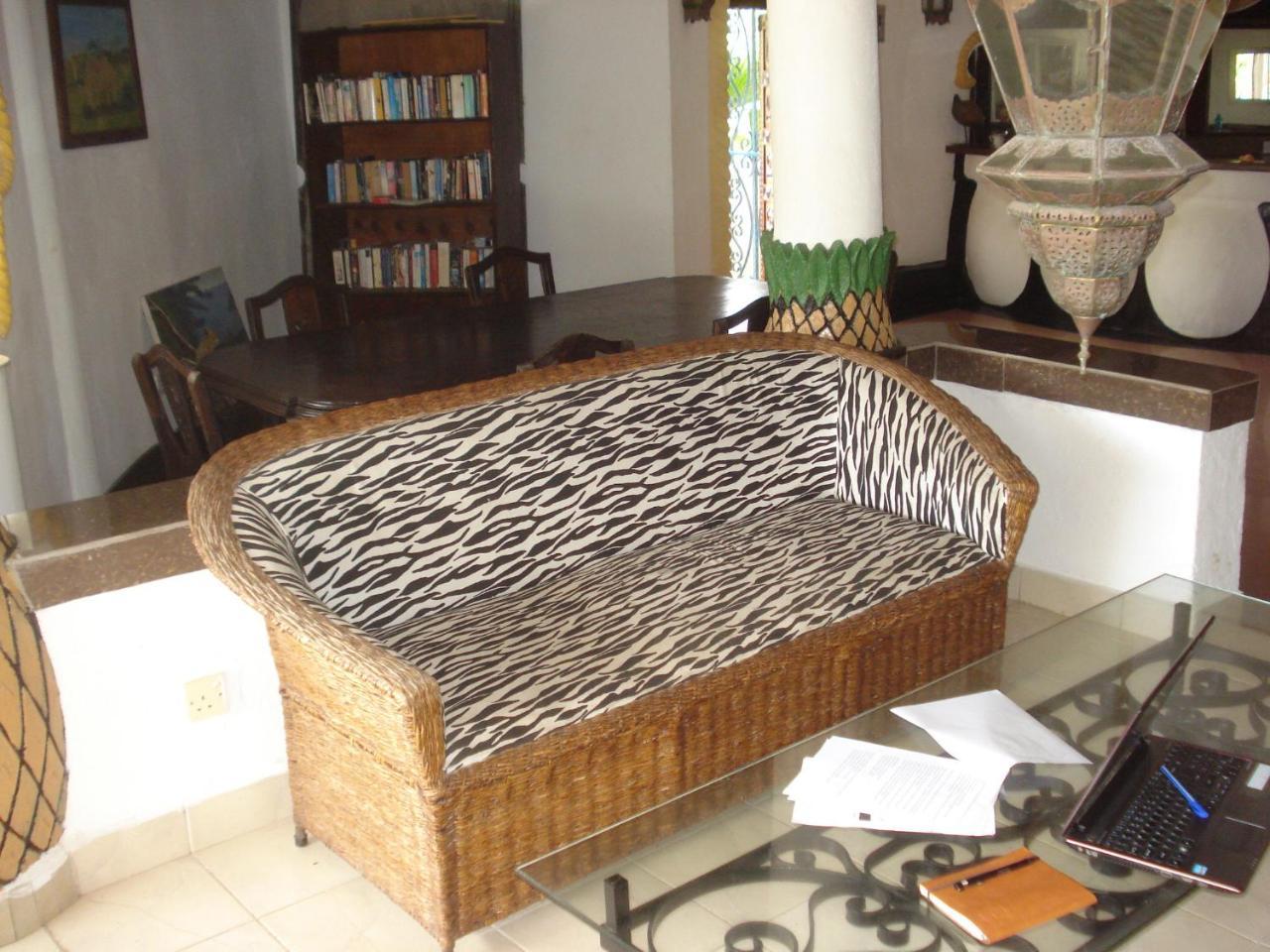 Coconut Village Beach Resort Diani Beach Quarto foto