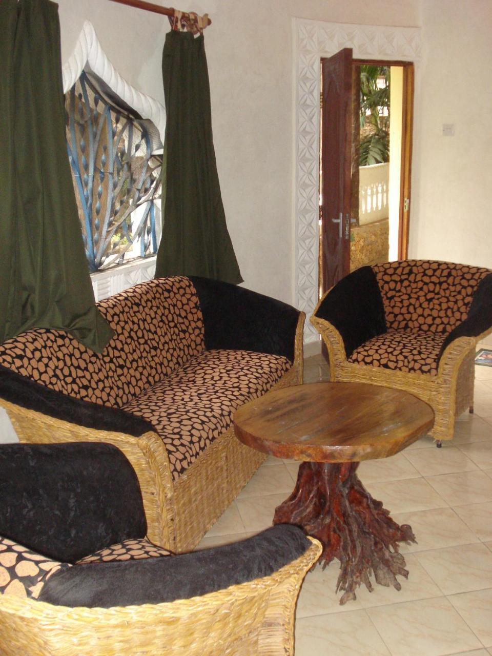 Coconut Village Beach Resort Diani Beach Quarto foto